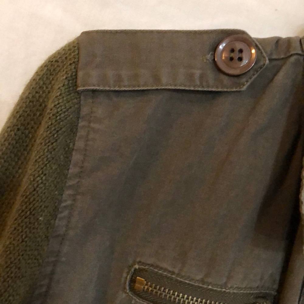 Jacket - Picture 6 of 9